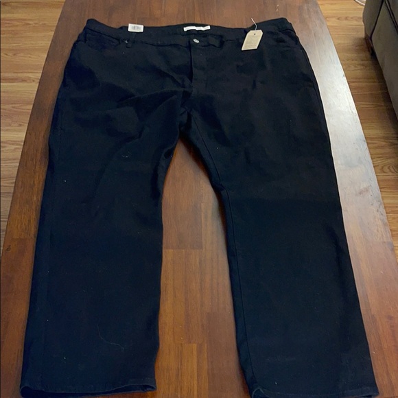 Levi’s 724 High-Rise Straight Jeans. Black. Size 26W. Slim through hip & thigh - Picture 1 of 13